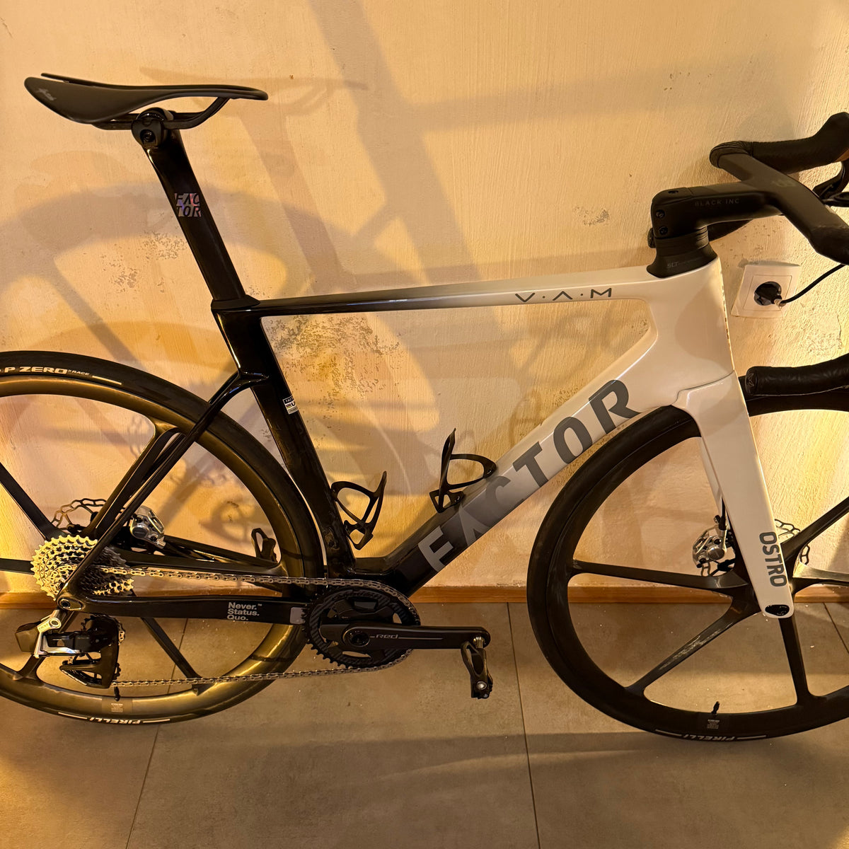 Factor OSTRO VAM 2.0 Custom Prismastudio SRAM