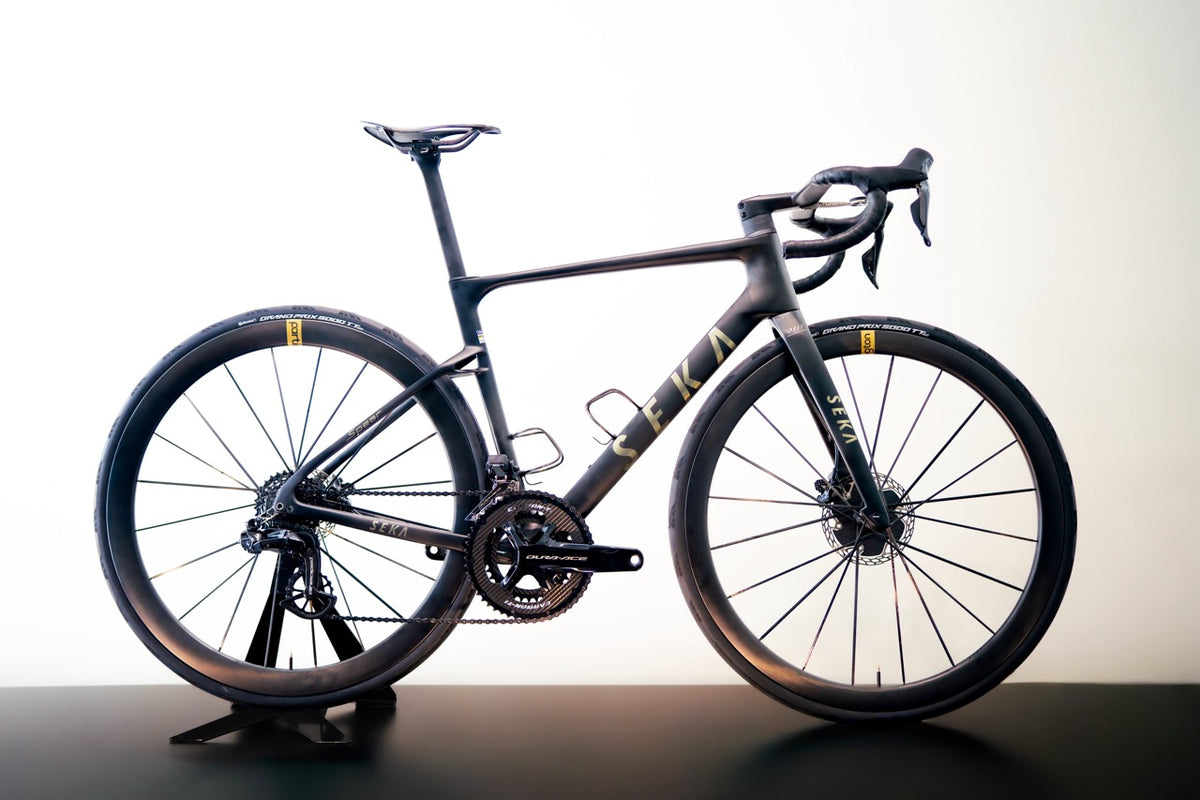 Seka Spear RDC Shadow Black Partington MK2 Seitenansicht